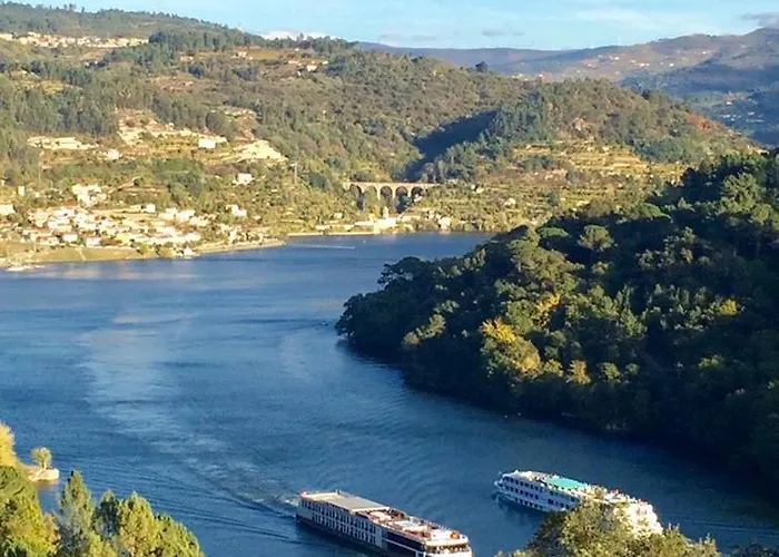 Pedacinho De Mundo Douro * Passinhos de Cima